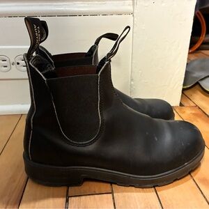 blundstones, black leather, women’s Australian size 5 1/2. Original #510